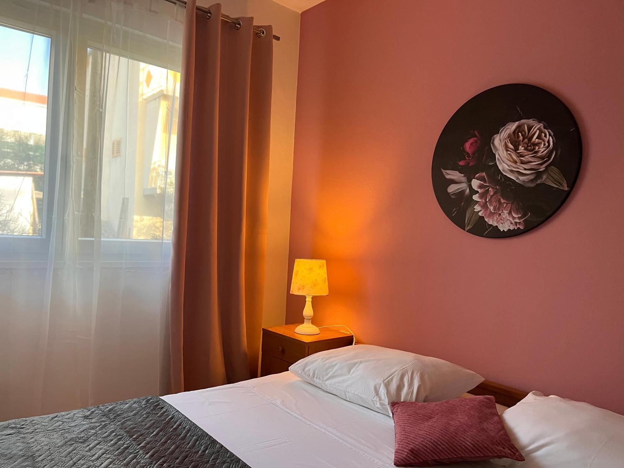 Apartments Villa Mirella 20 M From The Sea - Free Parking Trogir Exteriér fotografie